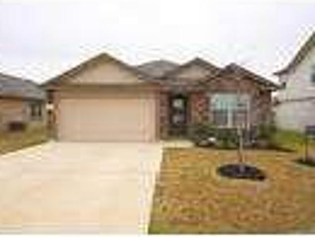 4 Bedroom 2 Bath In Cibolo TX 78108