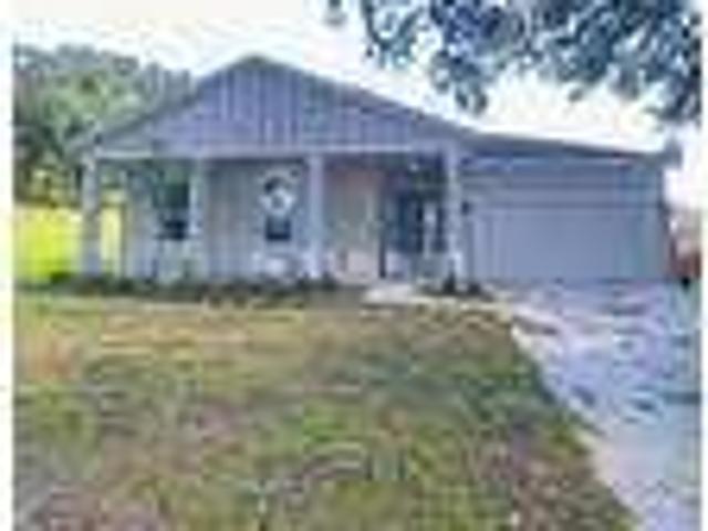 4 Bedroom 2 Bath In Lady Lake FL 32159