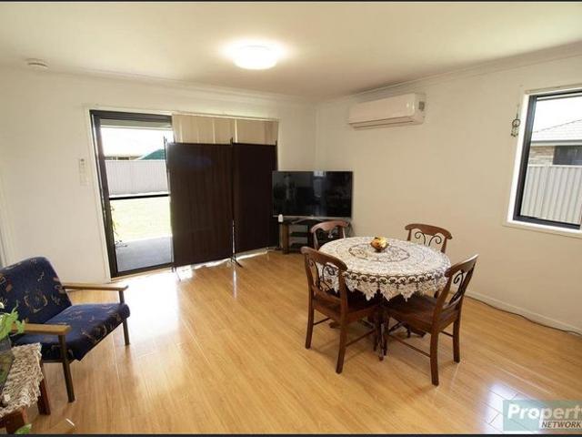 4 Bedroom, 2 Bathroom, 2 Car Lock Up Garage
