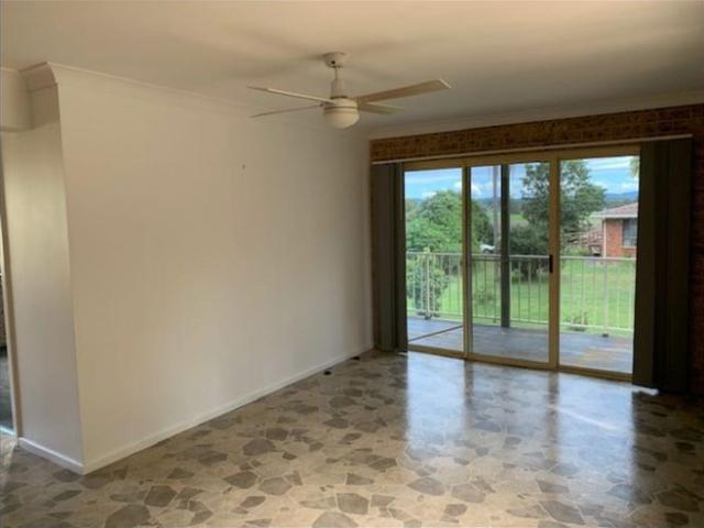 4 Bedroom | 2 Bathroom | West Kempsey Gem