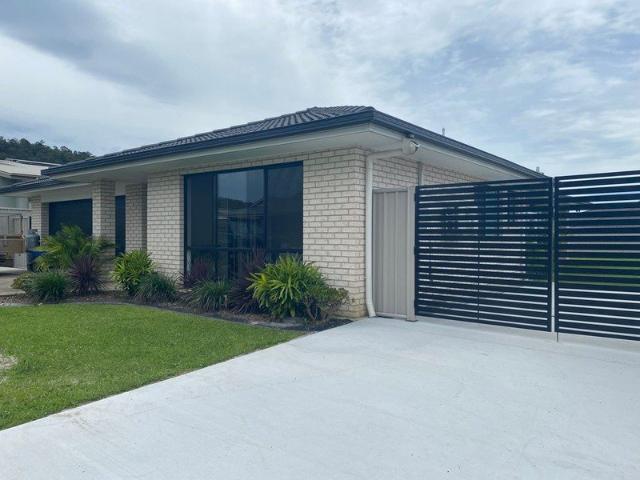 4 bedroom, 2 bathroom family home located in a family friendly neighbourhood, featuring a fully enclosed backyard