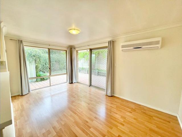 4 Bedroom, 2 Bathroom Home in a Prime Central Location!