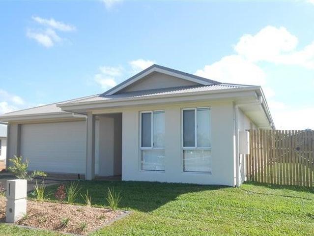 4 BEDROOM 2 BATHROOM HOME IN CONDON!