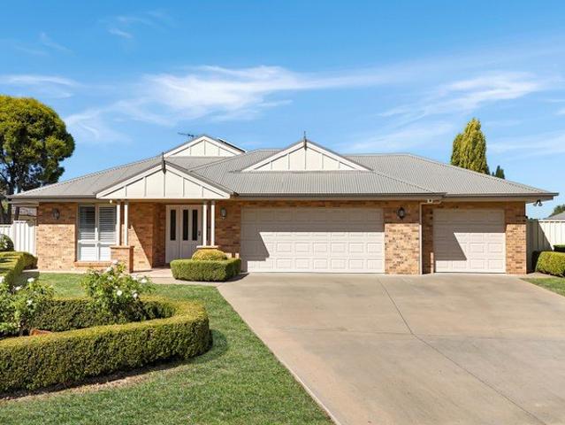 4 Bedroom, 2 Bathroom Home