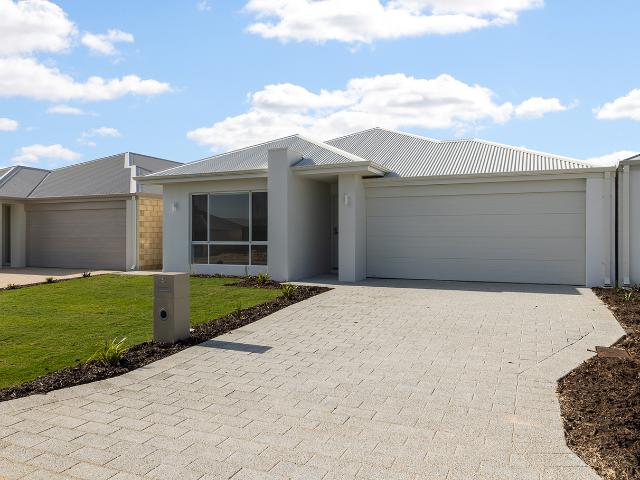 4 Bedroom 2 Bathroom House with Aircon Available 16/09/2026 HOME OPEN: 11AM SUN 23/08
