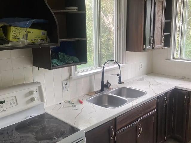 4 bedroom 2 bathroom renovated house