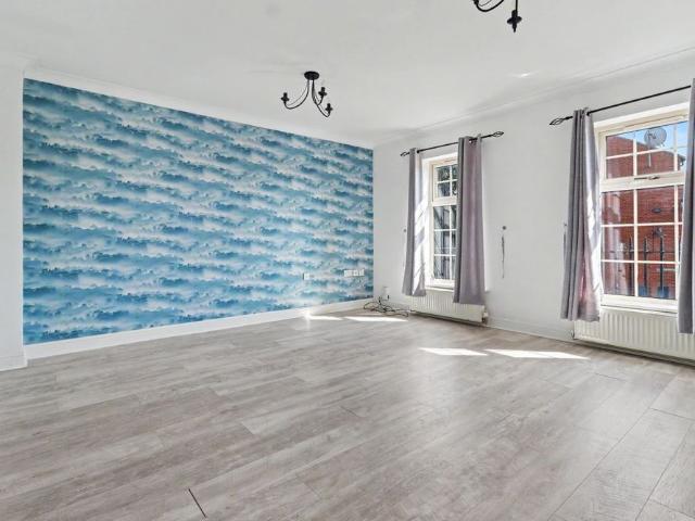 4 Bedroom