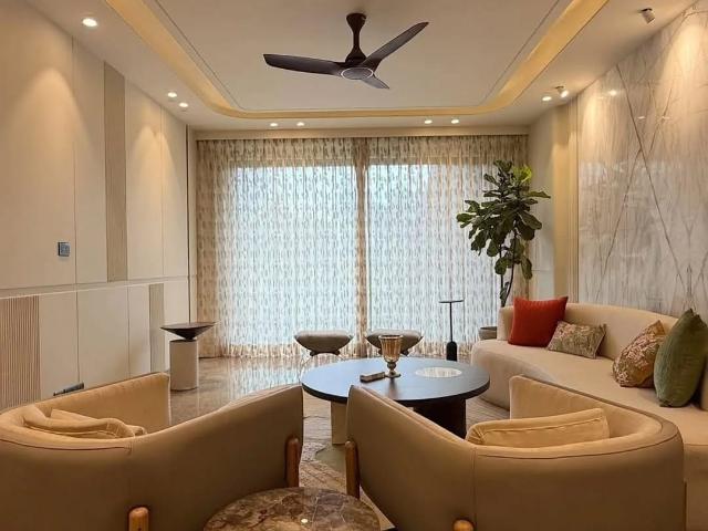 4 Bedroom 4500 Sq.Ft. Apartment in Sarvodaya Enclave Delhi Listing ID: #10124