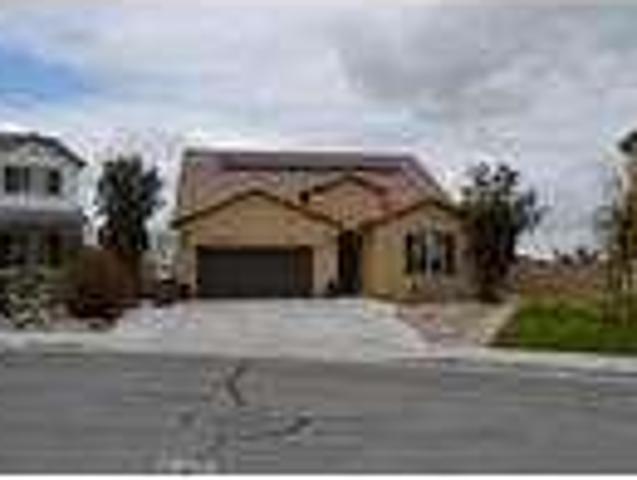 4 Bedroom 4 Bath In Menifee CA 92584