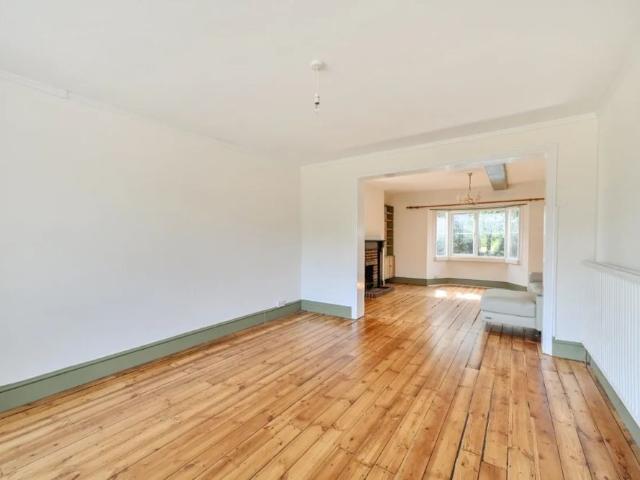 4 bedroom cottage to rent