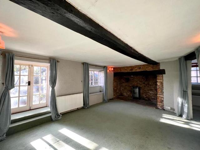 4 bedroom cottage to rent