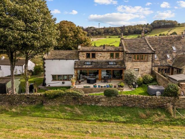 4 bedroom cottage for sale