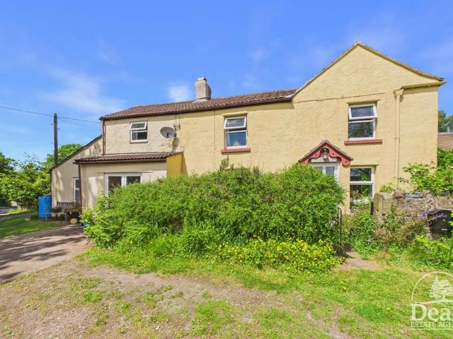 4 bedroom cottage for sale