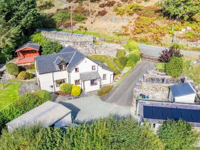 4 bedroom cottage for sale