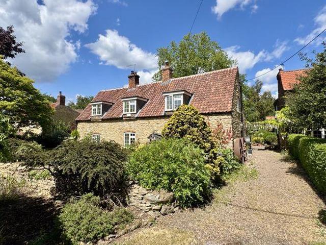 4 bedroom cottage for sale