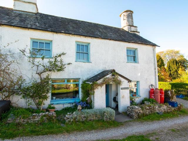 4 bedroom cottage for sale