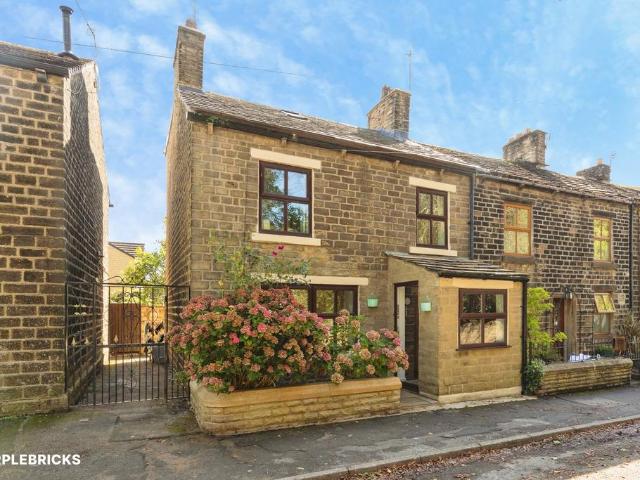 4 bedroom cottage for sale