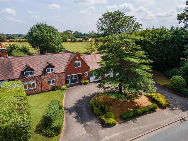 4 bedroom cottage for sale