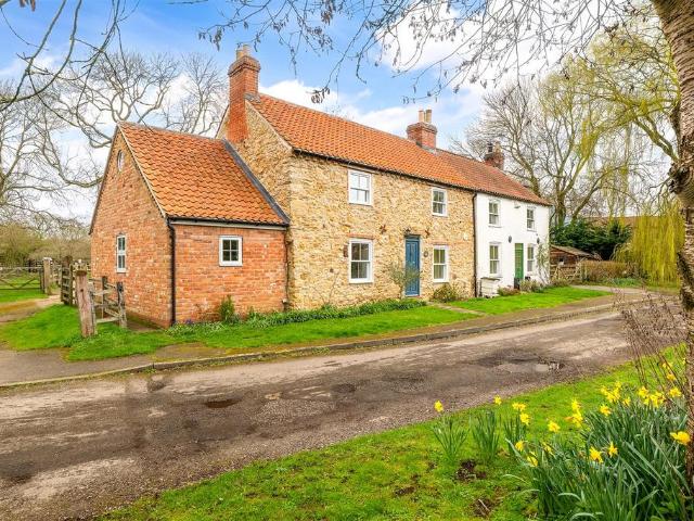 4 bedroom cottage for sale