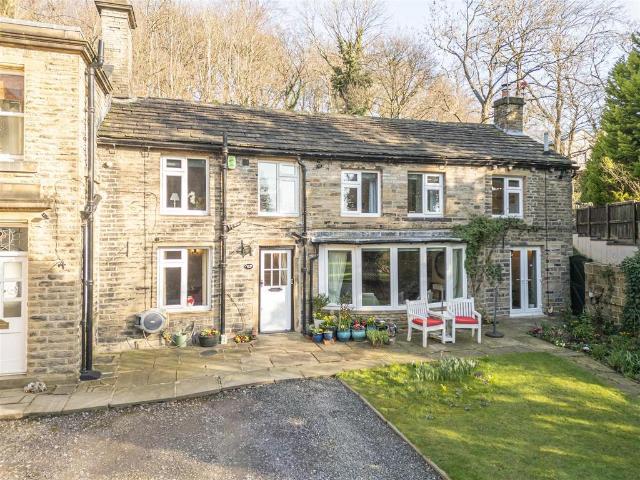 4 bedroom cottage for sale