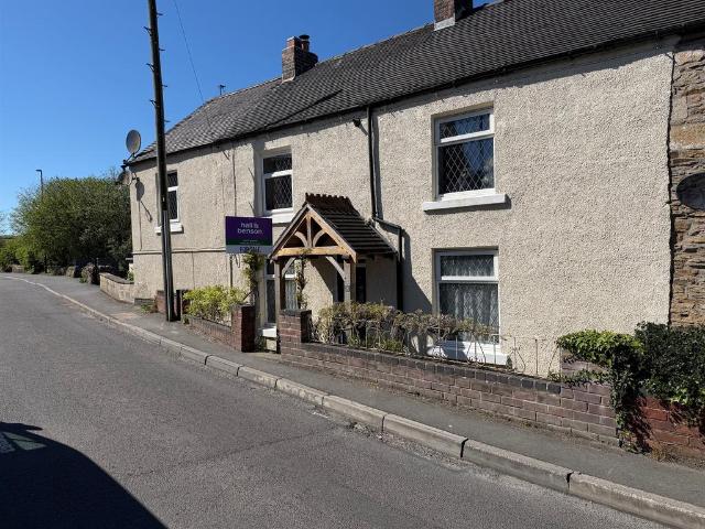 4 bedroom cottage for sale