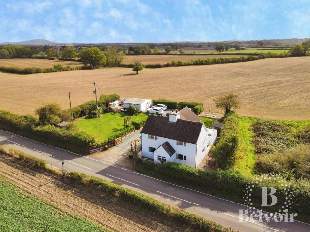 4 bedroom cottage for sale