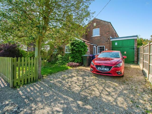 4 bedroom cottage for sale