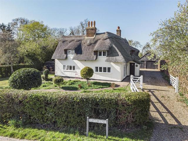 4 bedroom cottage for sale