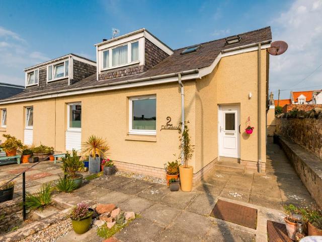 4 bedroom cottage for sale