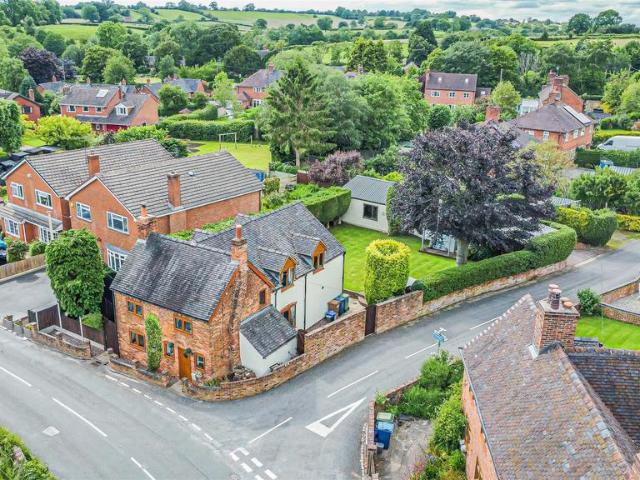 4 bedroom cottage for sale