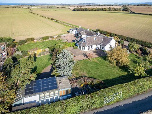 4 bedroom cottage for sale