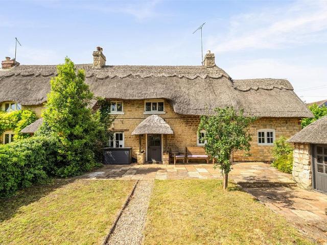 4 bedroom cottage for sale