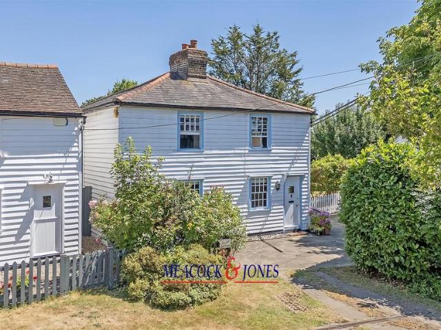 4 bedroom cottage for sale