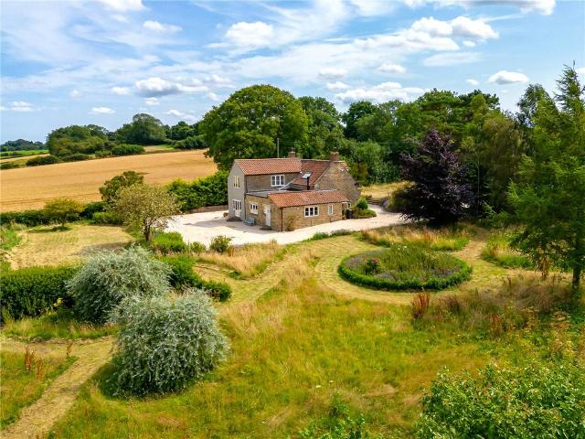 4 bedroom cottage for sale