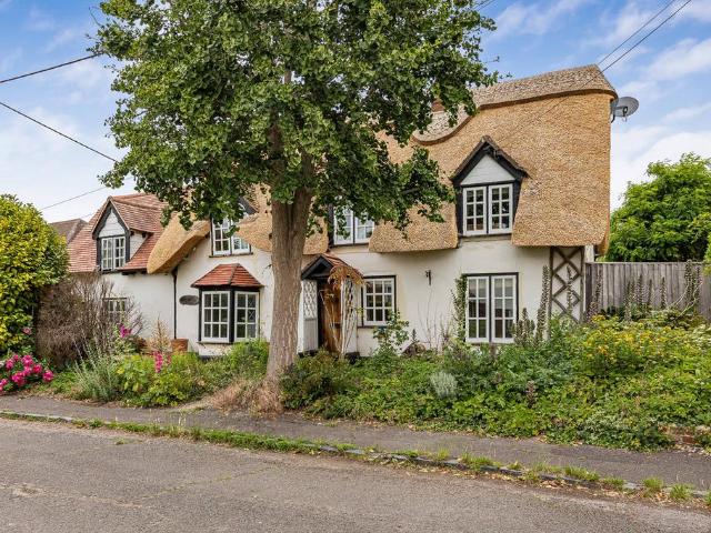 4 bedroom cottage for sale