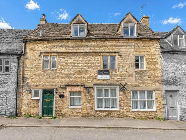 4 bedroom cottage for sale