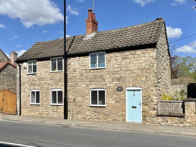 4 bedroom cottage for sale