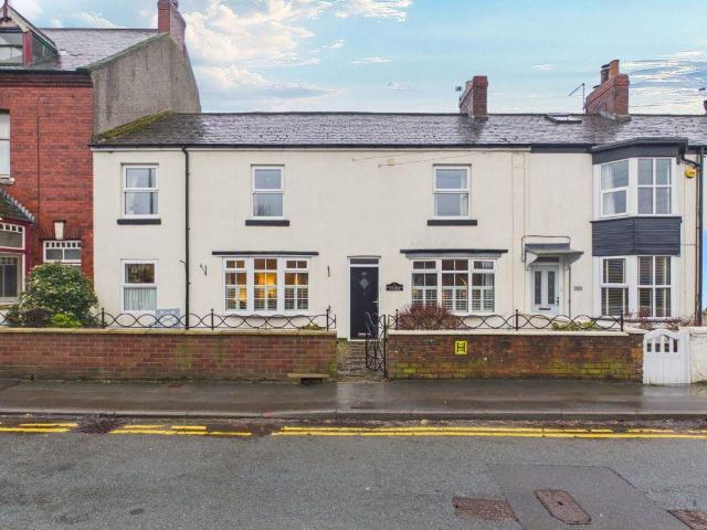 4 bedroom cottage for sale
