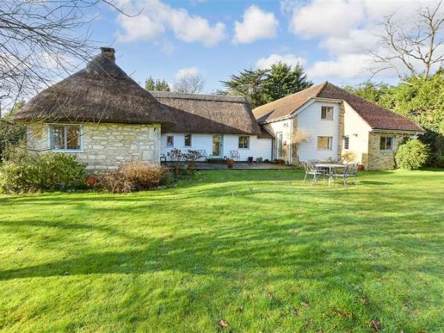 4 Bedroom Cottage House