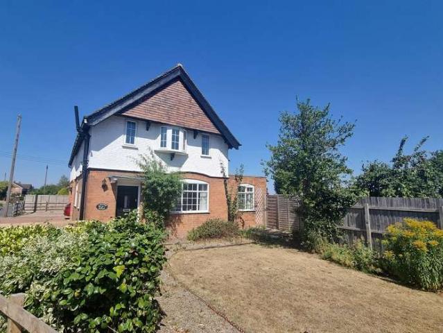 4 Bedroom Cottage House