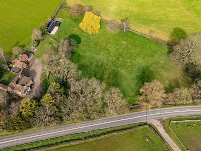4 Bedroom Country House Character Property