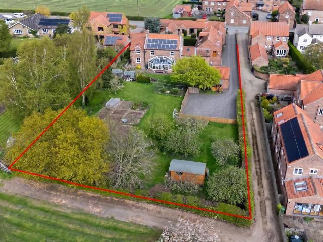 4 bedroom country house for sale