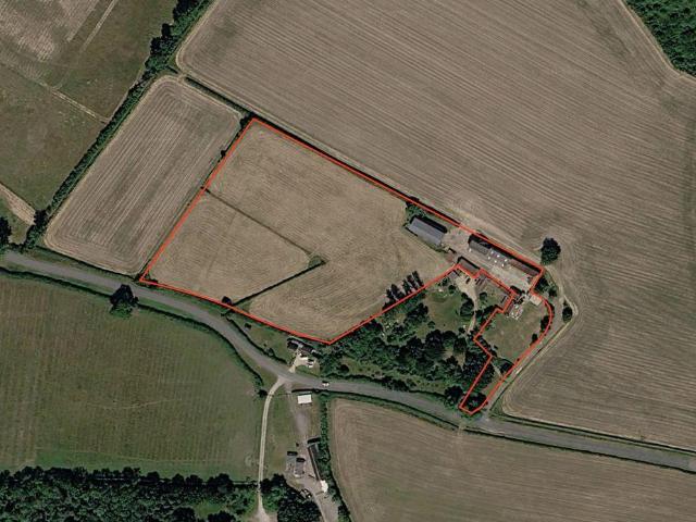 4 bedroom country house for sale