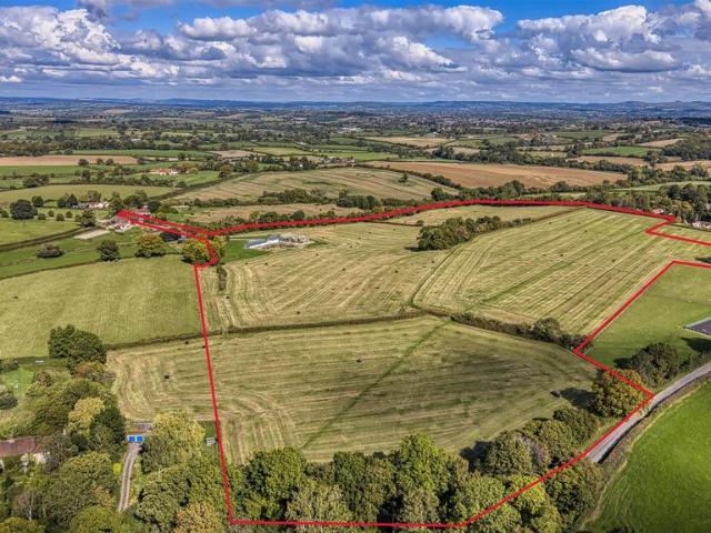 4 bedroom country house for sale