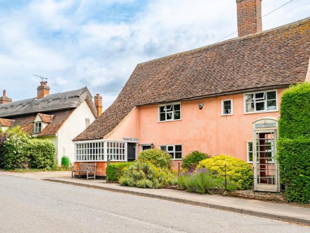 4 bedroom country house for sale