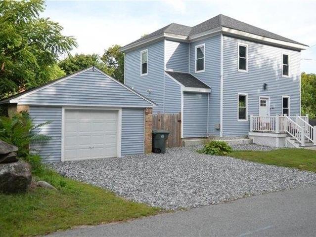 4 bedroom, Coventry RI 02816 105590032