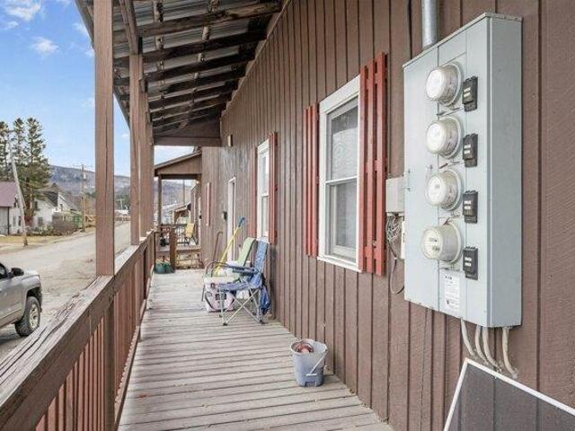 4 bedroom, Colebrook NH 03576 104650995
