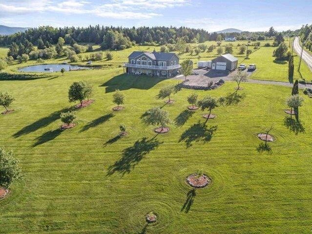 4 bedroom, Colebrook NH 03576 105589680