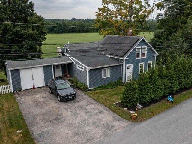 4 bedroom, Concord NH 03301 105416499