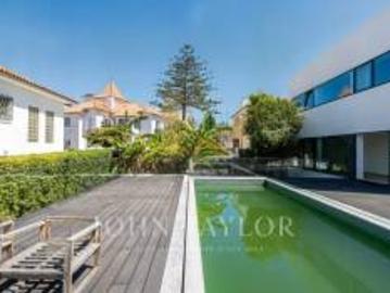 4 Bedroom contemporary house with sea view in Parede